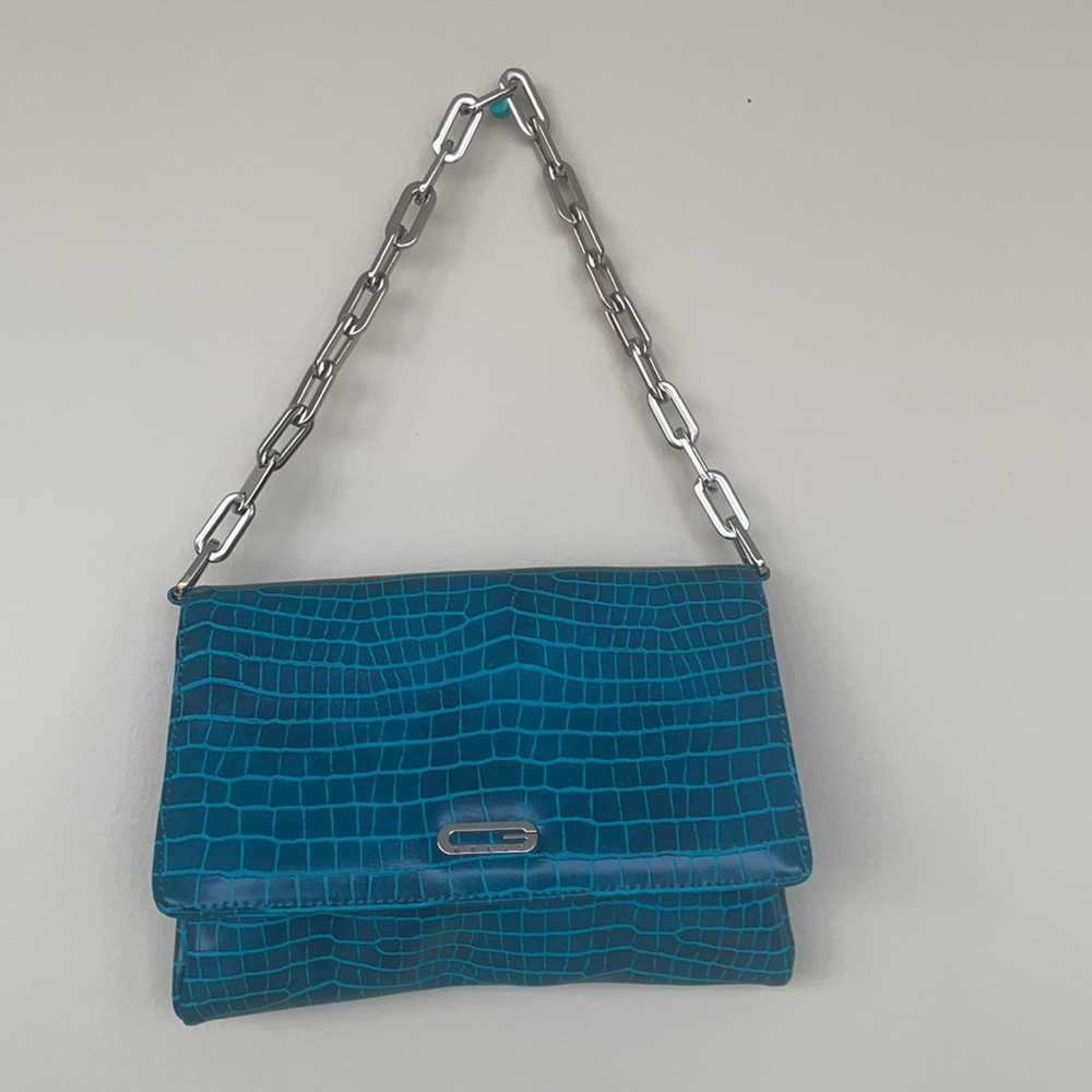 Guess purse